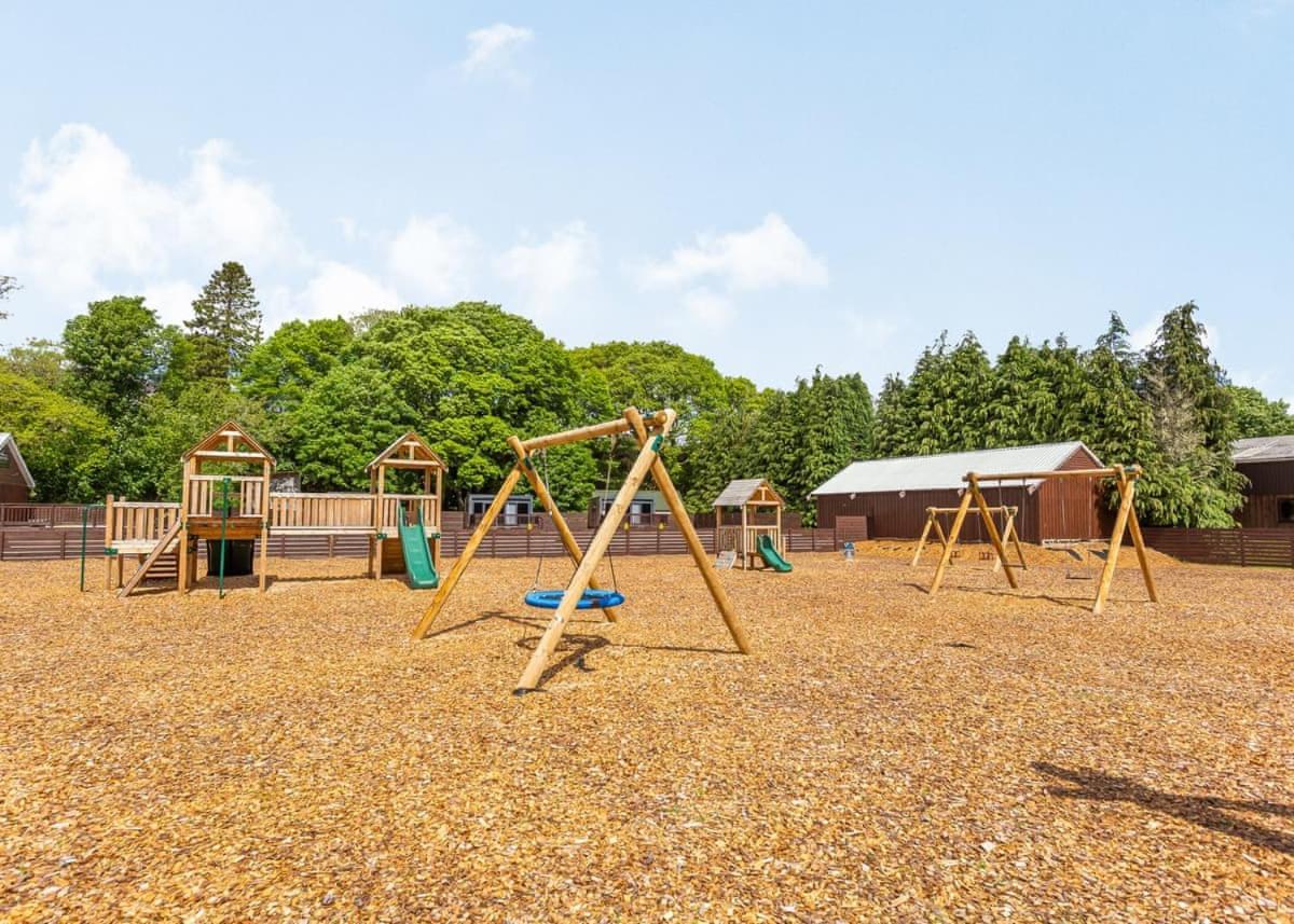 Loch Ness Highland Resort Pods 奥古斯都堡 外观 照片