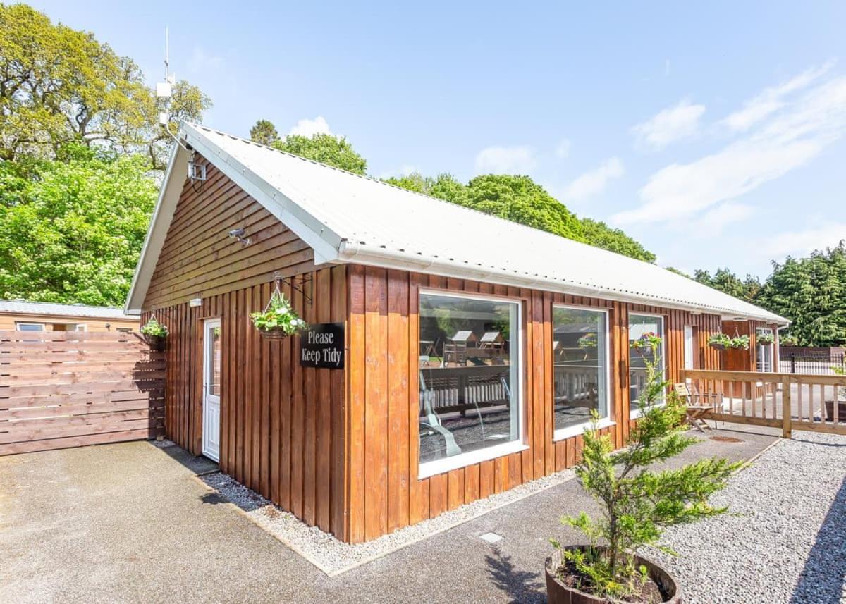 Loch Ness Highland Resort Pods 奥古斯都堡 外观 照片